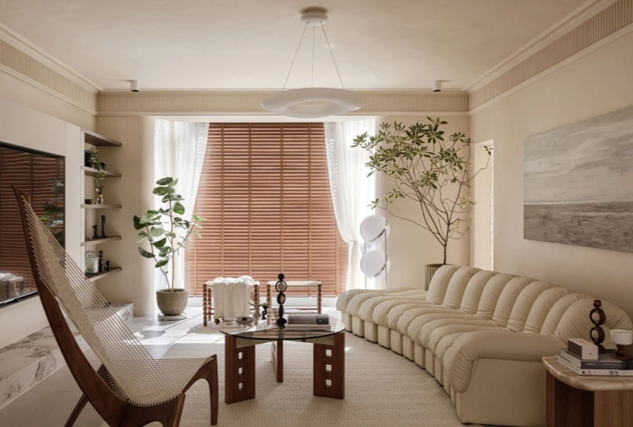 中交春风景里100㎡法式风格三居室装修案例