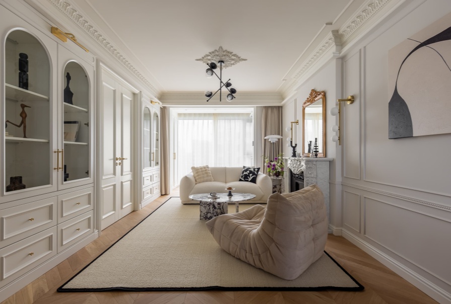 绿城·桂月雲翠106㎡法式风格三居室装修案例